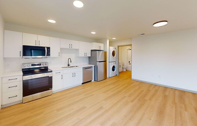 1 bed, 1 bath, 581 sqft, $895, Unit 905-103