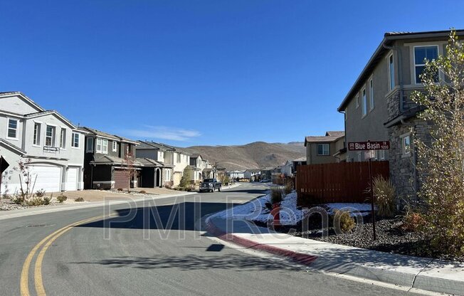 9264 BLUE BASIN TRL