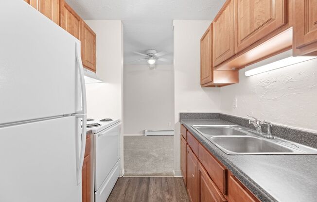 1 bed, 1 bath, 680 sqft, $1,025, Unit 377-301