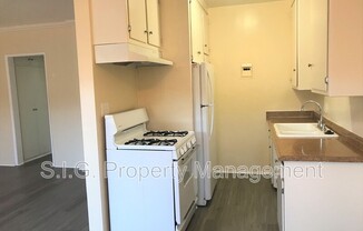 526 E Windsor Rd.