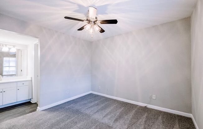 2 beds, 2 baths, 1,000 sqft, $1,450, Unit 2041