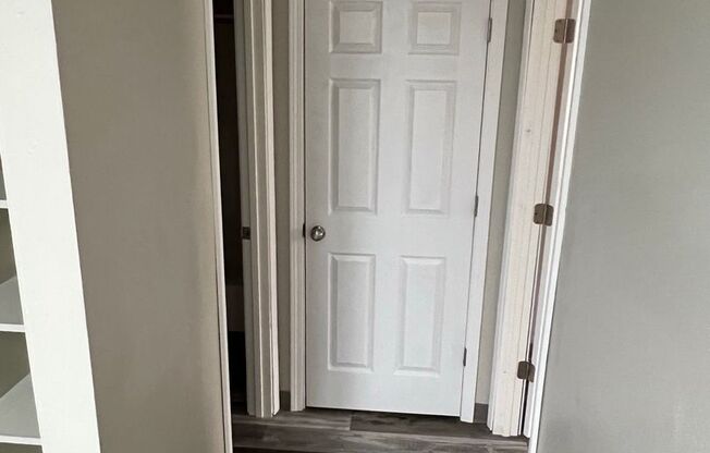 1 bed, 1 bath, 552 sqft, $775, Unit DB1-2