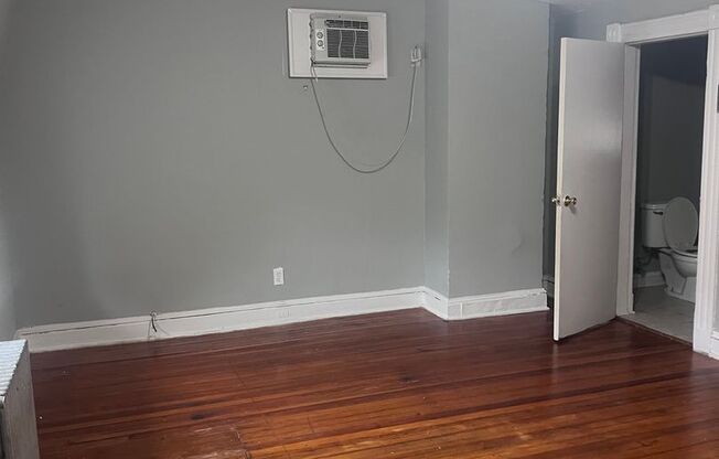 Charming 1-Bedroom Apartment in the Heart of 21202
