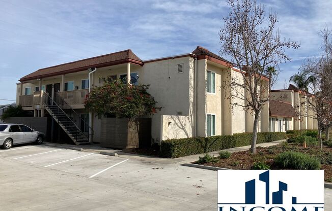 1 Bed Apt in Senior community in Clairemont. Must be 55+ and older to rent