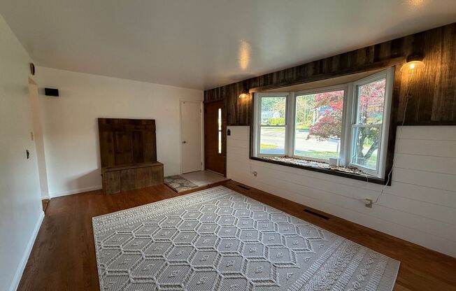 Spacious Rural Ranch!