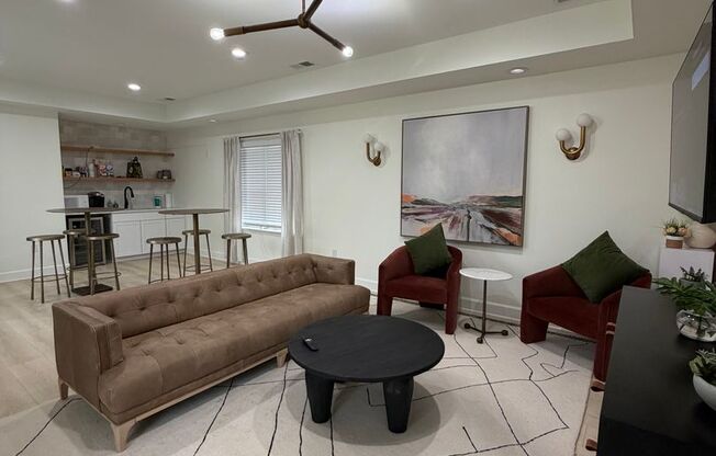 3 beds, 2 baths, 1,070 sqft, $1,550, Unit 2338J