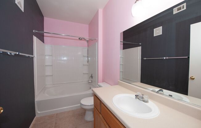 9050 Warm Springs #2040