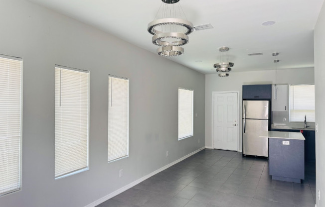 3401 FRIO AVE