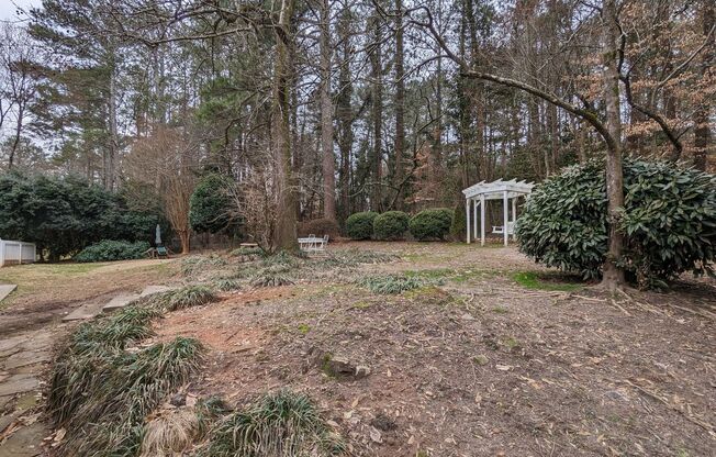 4 beds, 2.5 baths, $3,400