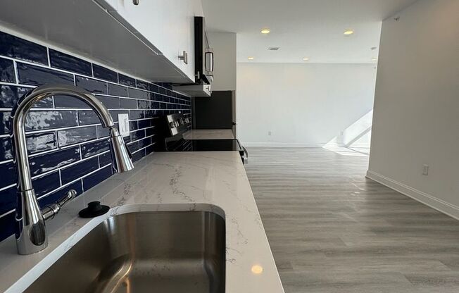 2 beds, 1 bath, 1,080 sqft, $1,295, Unit 304