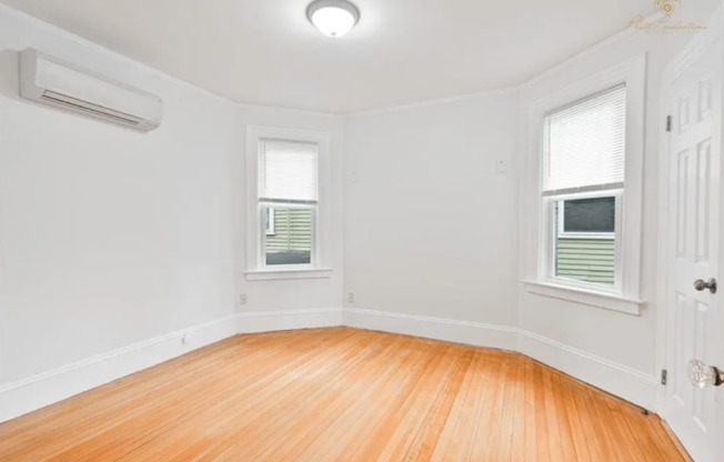 122 ELMGROVE AVE
