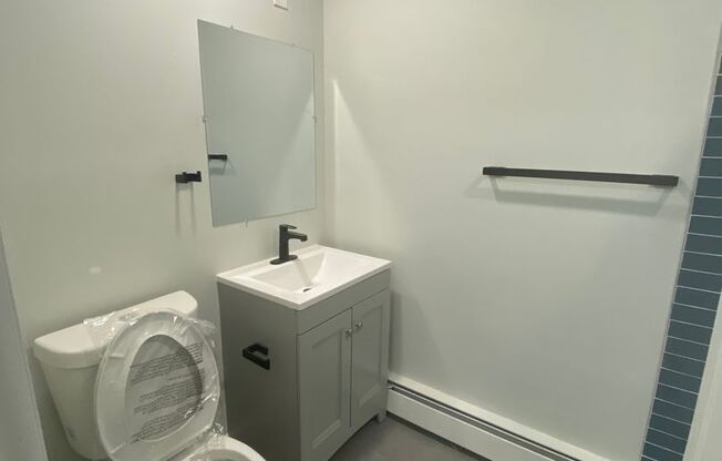 1 bed, 1 bath, 600 sqft, $1,550, Unit C - 35