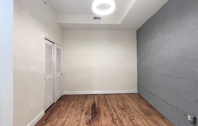 62 PLEASANT ST