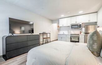 Studio, 1 bath, 277 sqft, $999, Unit 122