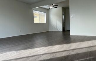 1 bed, 1 bath, 780 sqft, $2,017, Unit 352-J