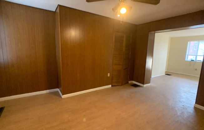 Great 2 bed 2 bath with bonus attic space house located steps from shopping.
