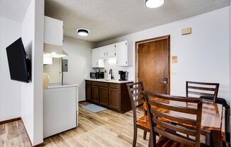 1 bed, 1 bath, $695, Unit # 203