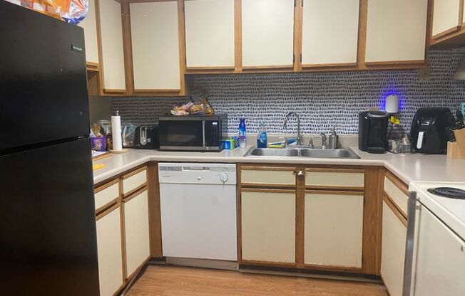 North Campus area rental