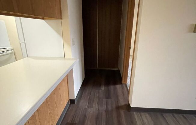 1 bed, 1 bath, 640 sqft, $679.99, Unit 755-F9