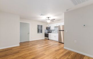 1 bed, 1 bath, 500 sqft, $1,499, Unit 13 S