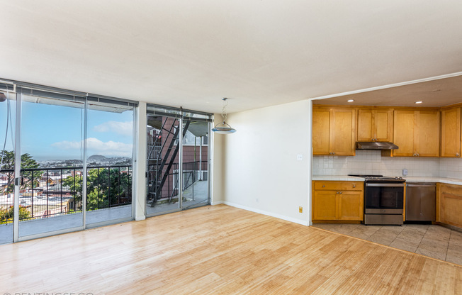 535 BURNETT AVE
