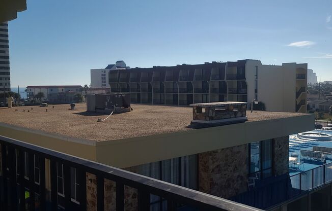Amazing Community - Live Across Daytona Beach Inc Water, Internet & Cable (7-12 mo lease - not furnished)