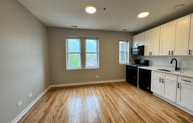 1 bed, 1 bath, $1,550, Unit 208