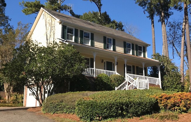 Great 4 Bedroom 2.5 Bath home in East Cobb Marietta