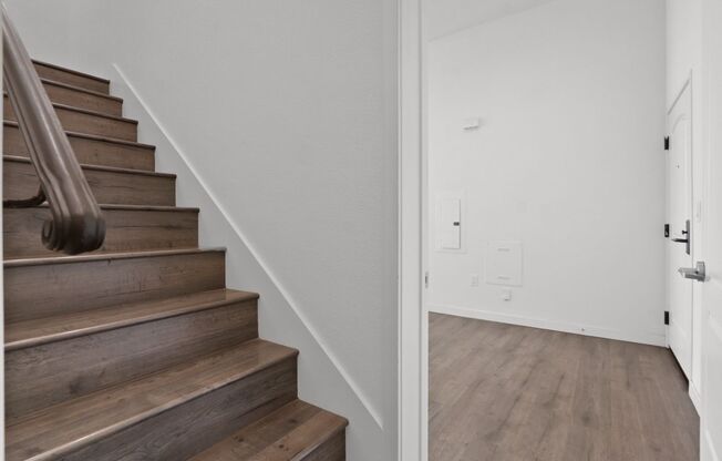 1 bed, 2 baths, 748 sqft, $4,500, Unit #102