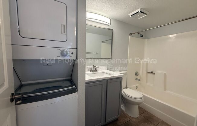 2 beds, 2 baths, 810 sqft, $1,345, Unit Unit 1062