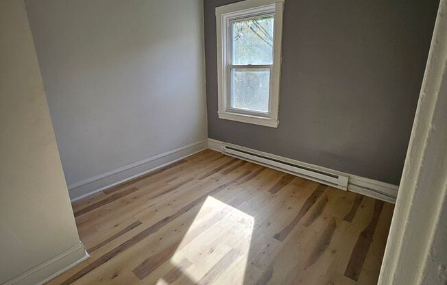 Bright and Airy 3 bedroom for rent-Vouchers Welcome