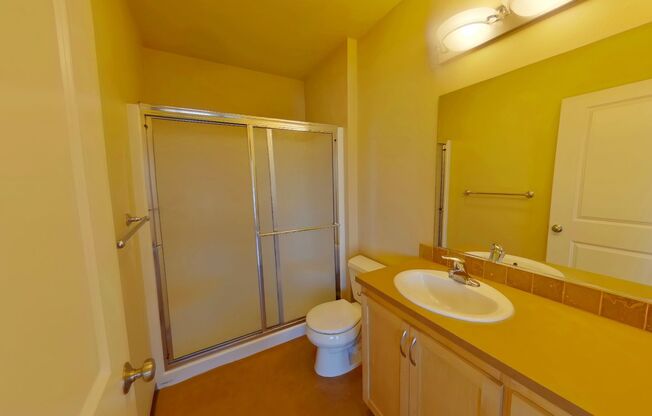 3 beds, 2 baths, 967 sqft, $2,400, Unit 303