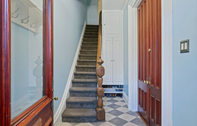 305 VANDERBILT AVE