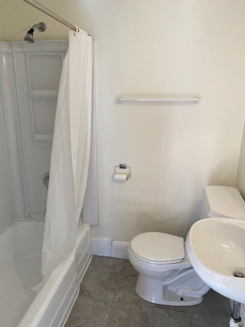Studio, 1 bath, $1,995, Unit C