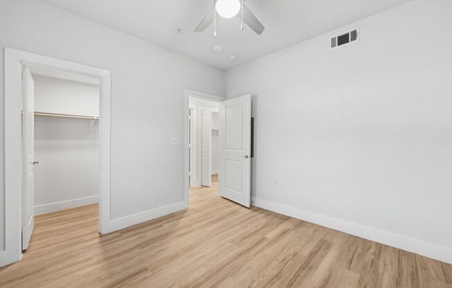 3 beds, 2 baths, 1,134 sqft, $1,630, Unit 424