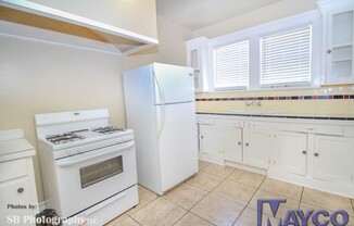 1 bed, 1 bath, 850 sqft, $700, Unit 642