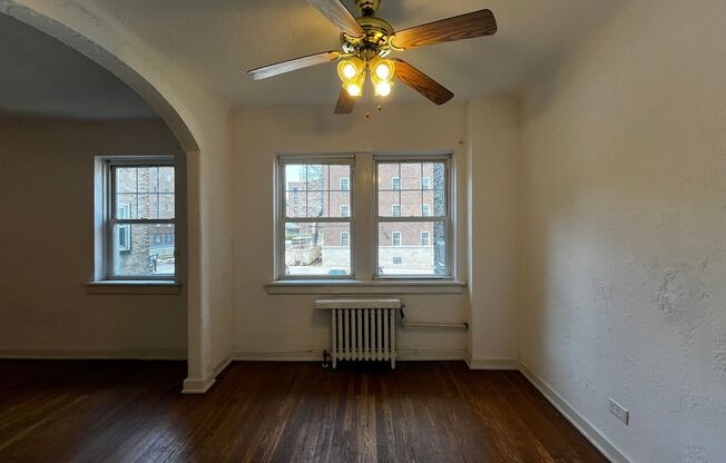 Studio, 1 bath, 467 sqft, $1,250, Unit King Edward Annex  23