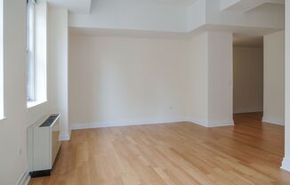 Studio, 1 bath, 600 sqft, $3,837, Unit 11-M