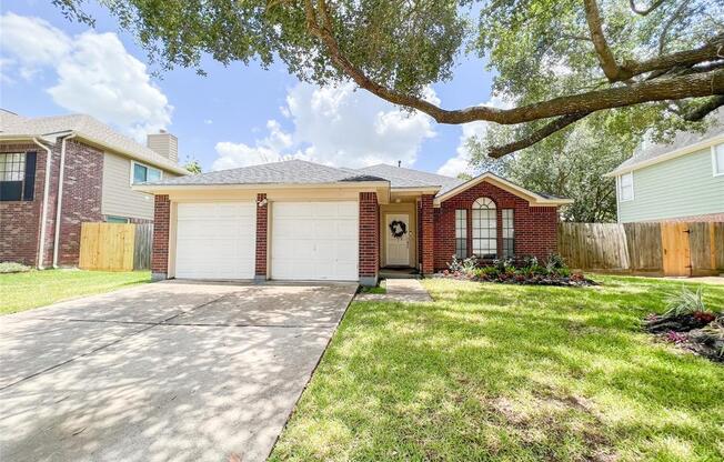 1035 WENTWORTH DR