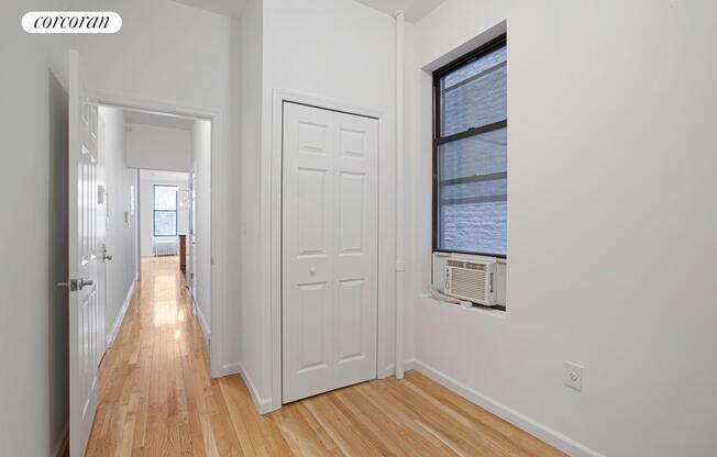 154 COLUMBUS AVE