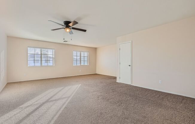 4 beds, 2.5 baths, $2,395