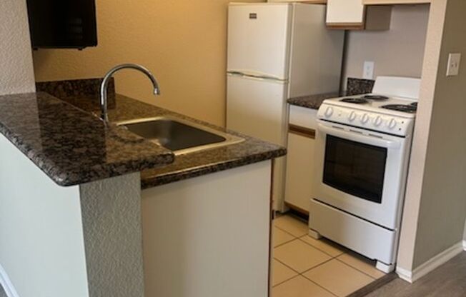 2 beds, 2 baths, 750 sqft, $2,445, Unit 309