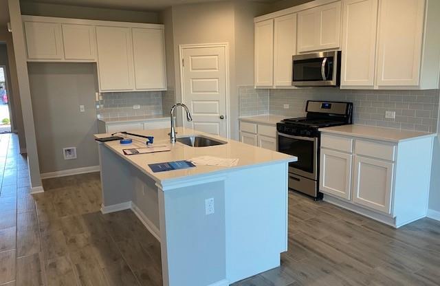 116 PERUVIAN LN
