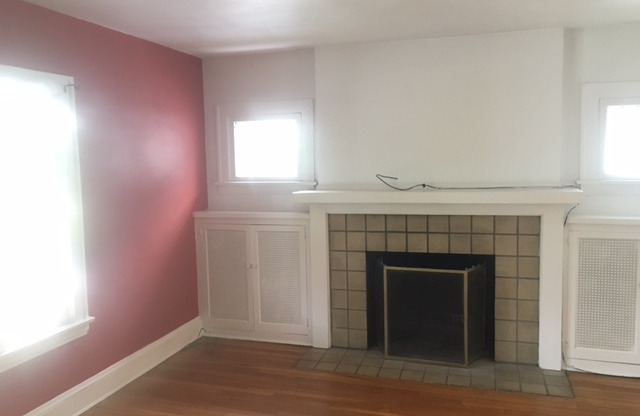 2176 EDGEWOOD RD