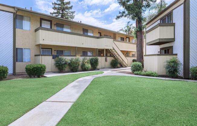 1 bed, 1 bath, 610 sqft, $1,245, Unit 11