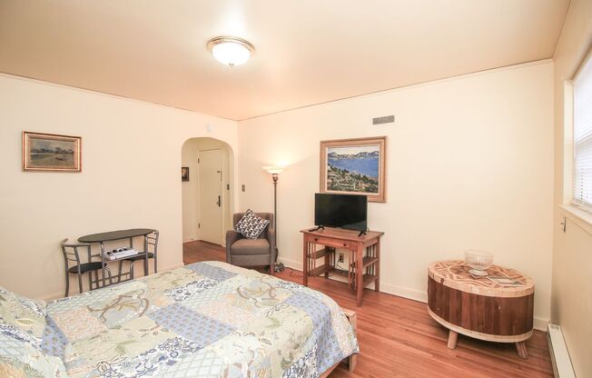Summit Apartments