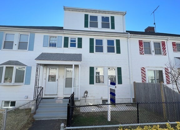 32 KEYES ST