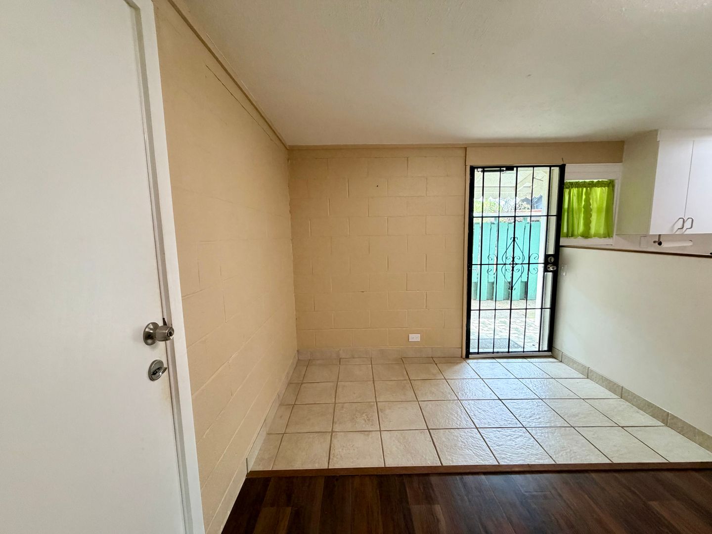 1347 Palolo Avenue