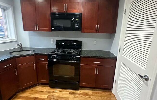 2 beds, 2 baths, $2,450, Unit A1