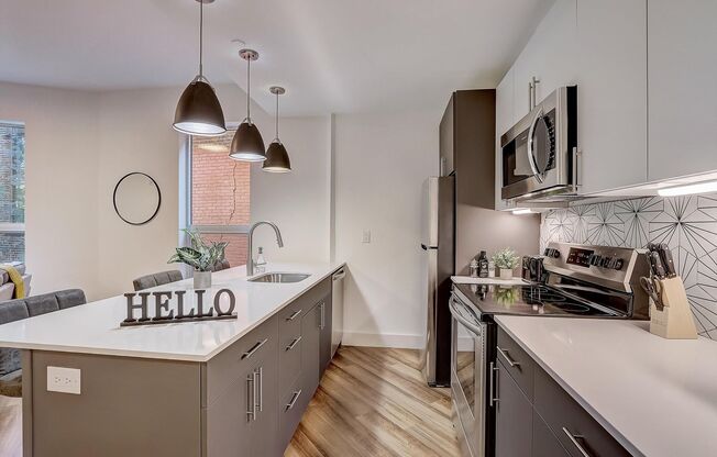 1 bed, 1 bath, 533 sqft, $1,575, Unit 510